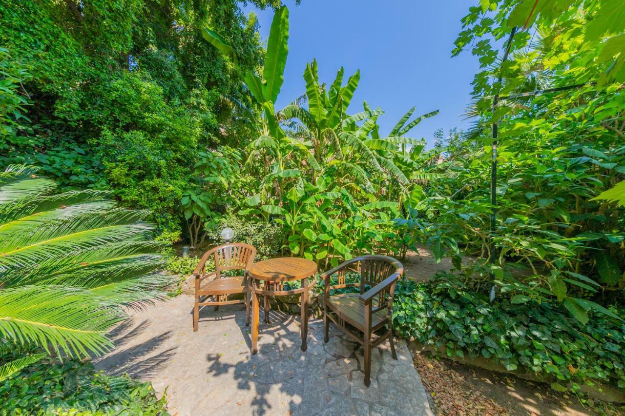 Villa Mezzarancia Palermo Exteriör bild